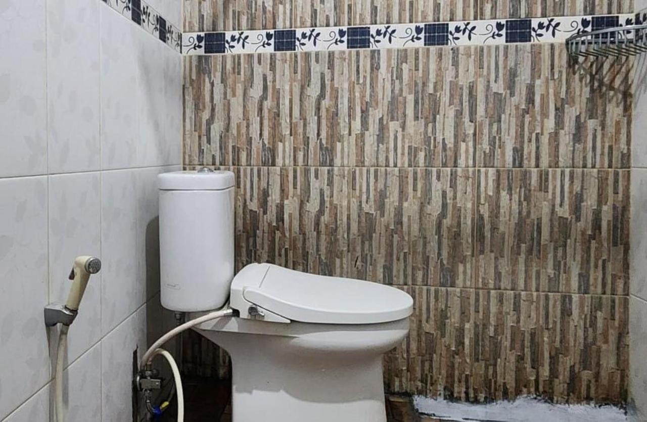 Permata Homestay Kotamobagu Mitra Reddoorz Eksteriør bilde
